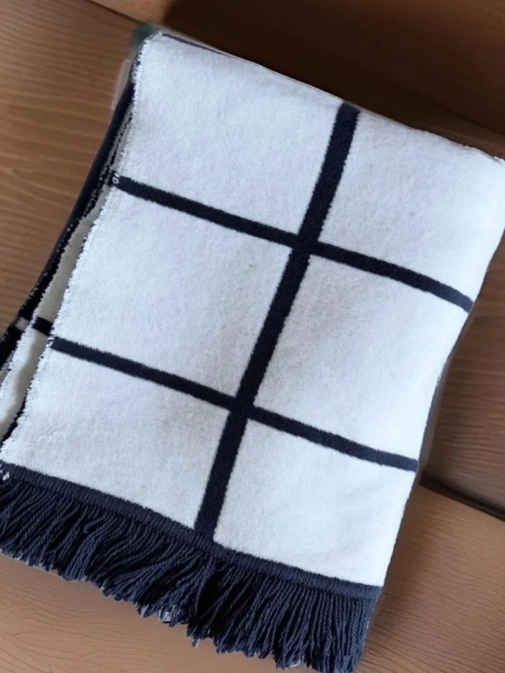 DOCOFIL Throw Blankets Navy White Window Pane Reversible Cotton 55x63